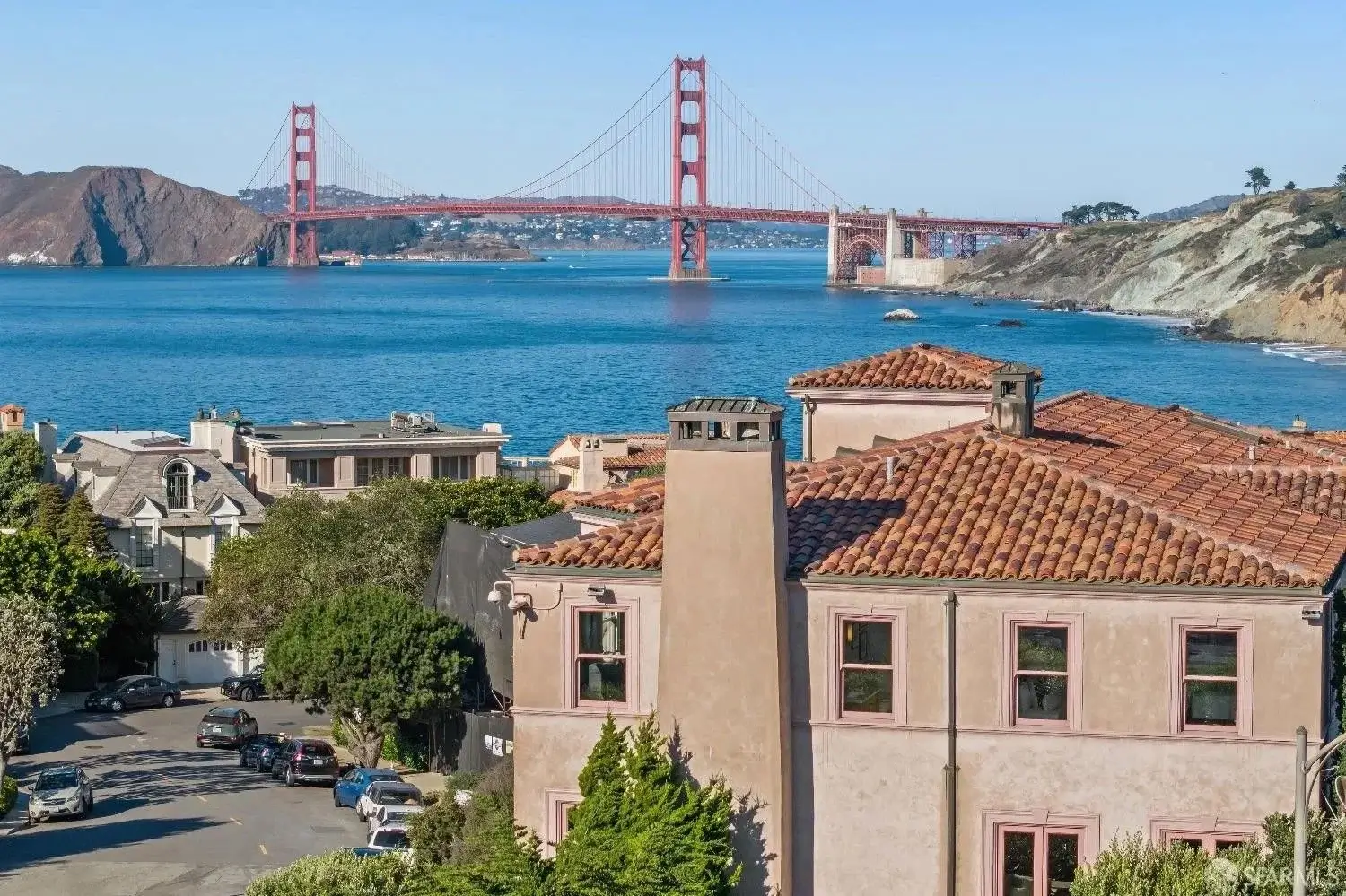 The Golden Gate Bridge can be seen from nearly every room of the house.(Realtor.com)