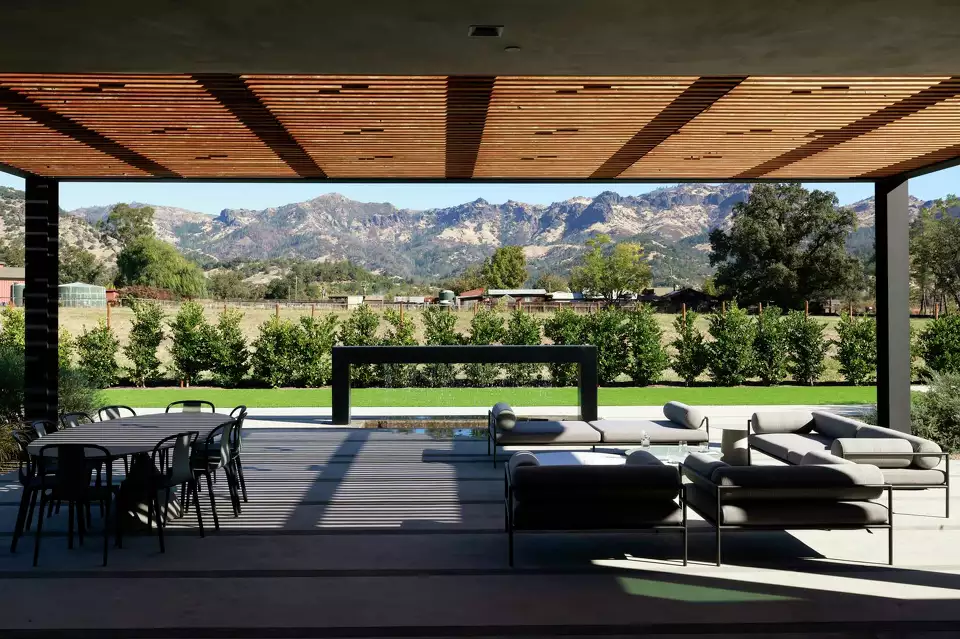 Designed like a living room, Realm’s new Calistoga tasting room opens up to a dramatic view of the Vaca Mountains’ craggy palisades. </p>
<p>Jessica Christian/The Chronicle